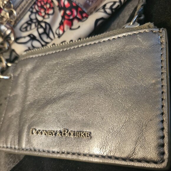 Dooney and Bourke shopper tote - Picture 7 of 11